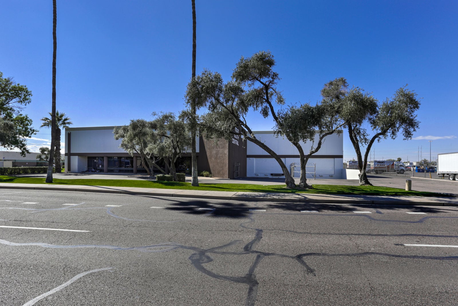 2254 S Central Ave-2