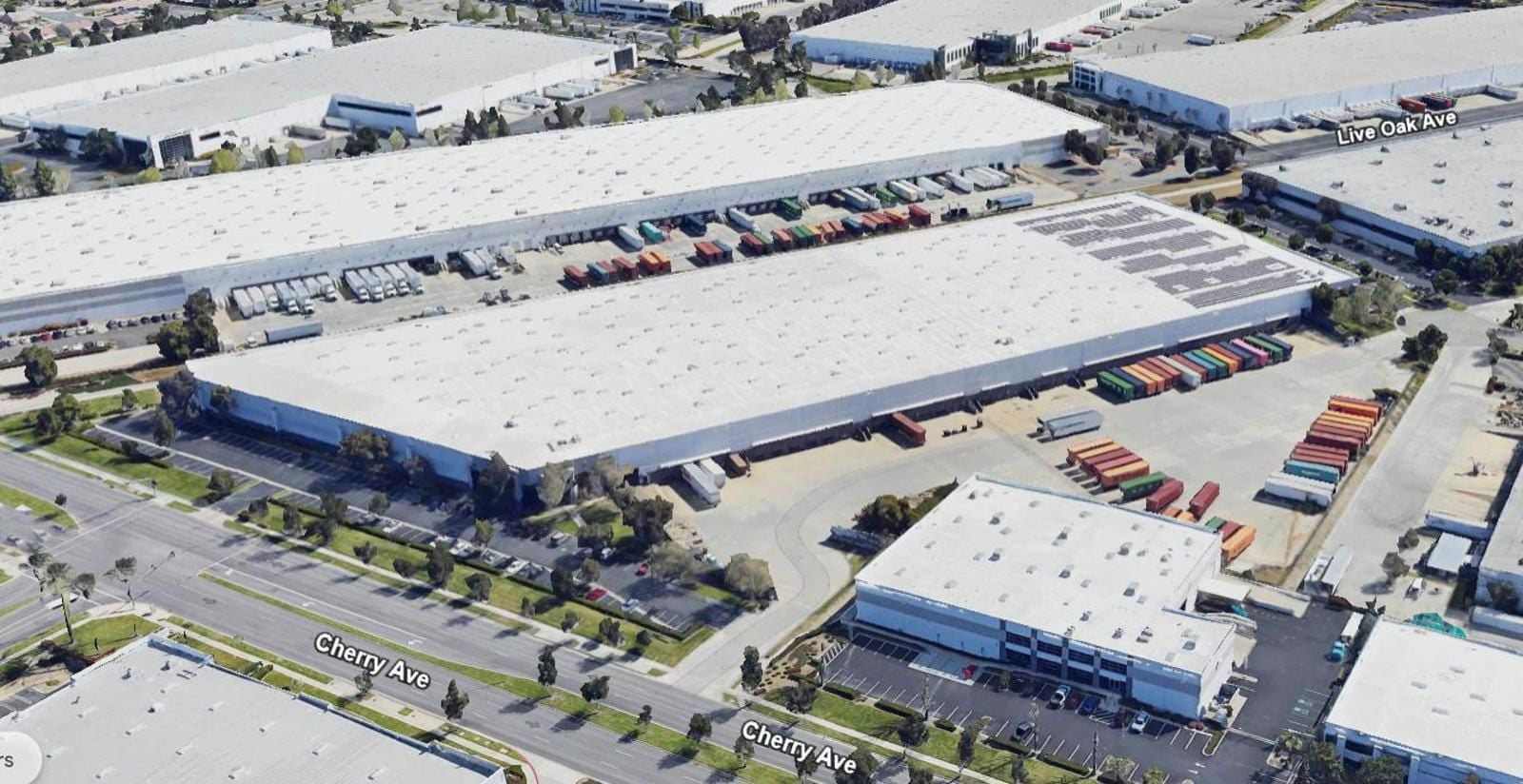 52450 SF FOR SUBLEASE 7551 Cherry Ave Fontana CA (003)