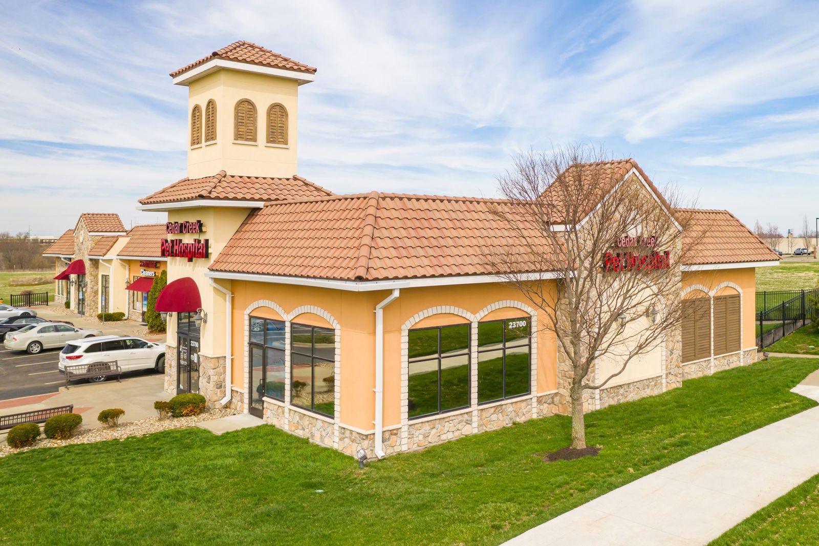 Cedar Creek Office/Retail 23700 College Boulevard - Image 4