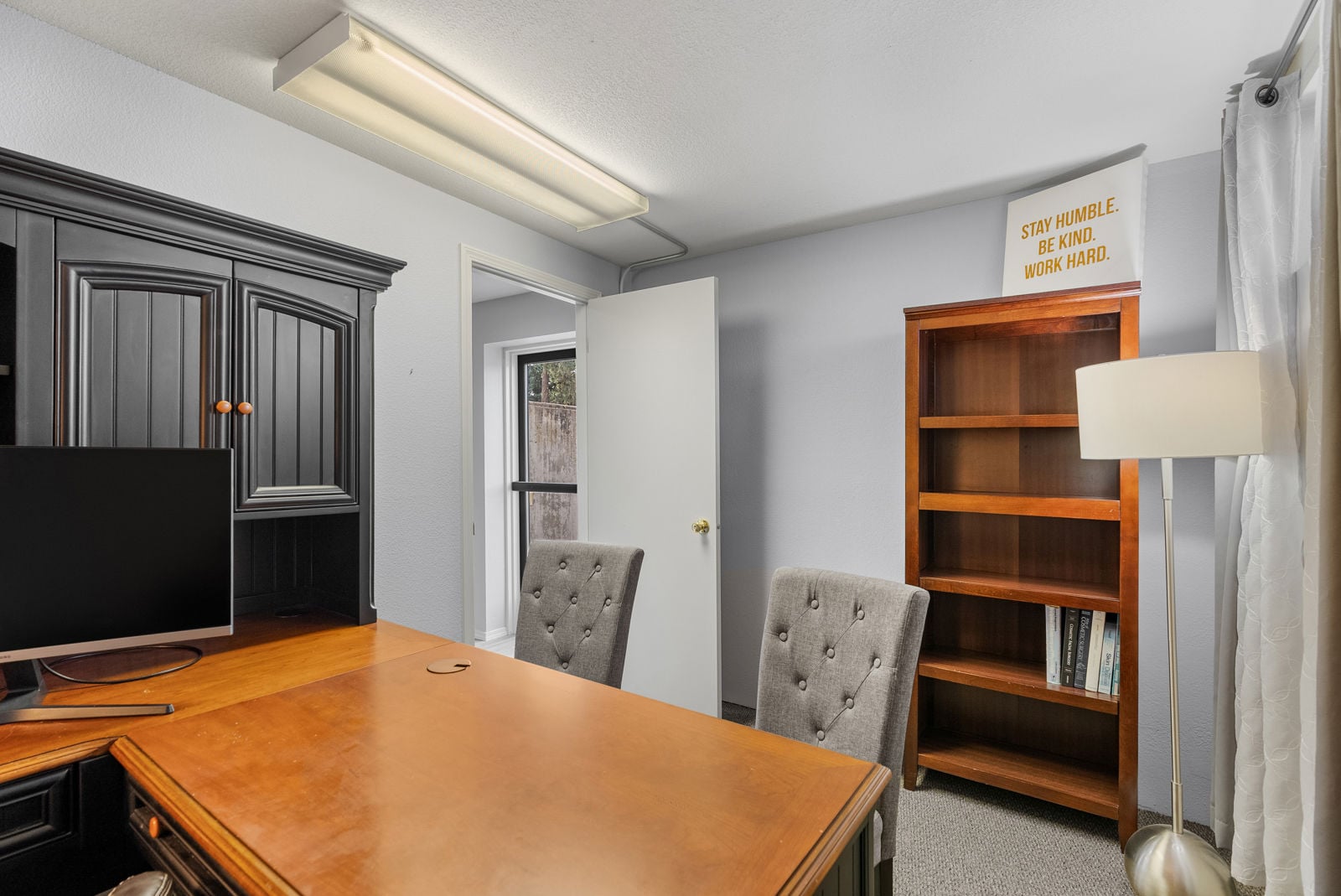 16-8191 N Loch Haven Dr