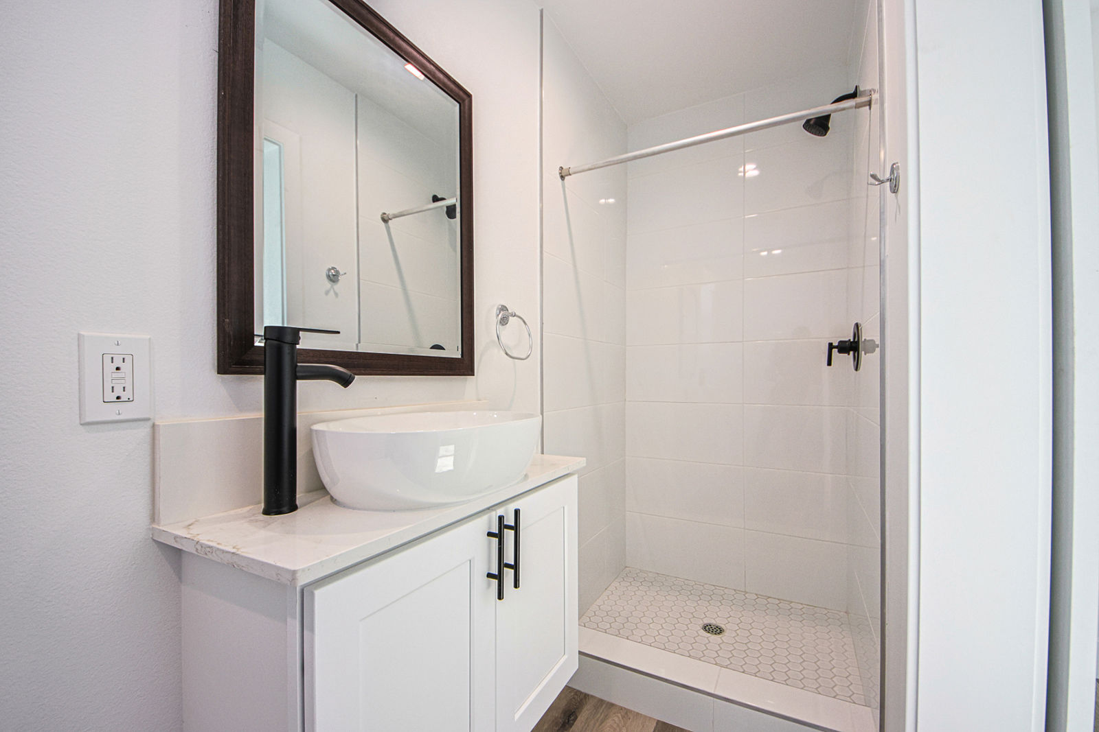 1571 & 1587 West 37th Street 1571 West 37th Street - Image 10