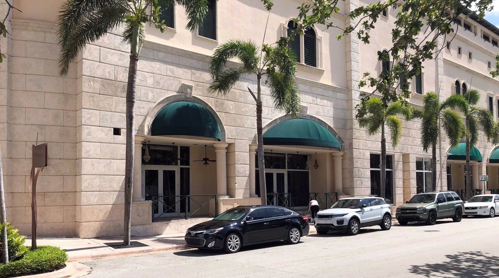 8ecc3c24-bf1f-443b-9457-946dd16b6fff_Photo_3_large