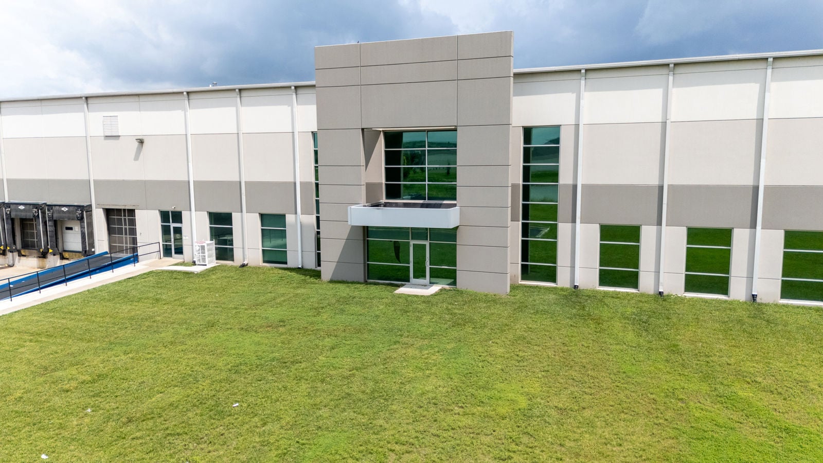 013--T.R.B.--2401 Midpoint Dr