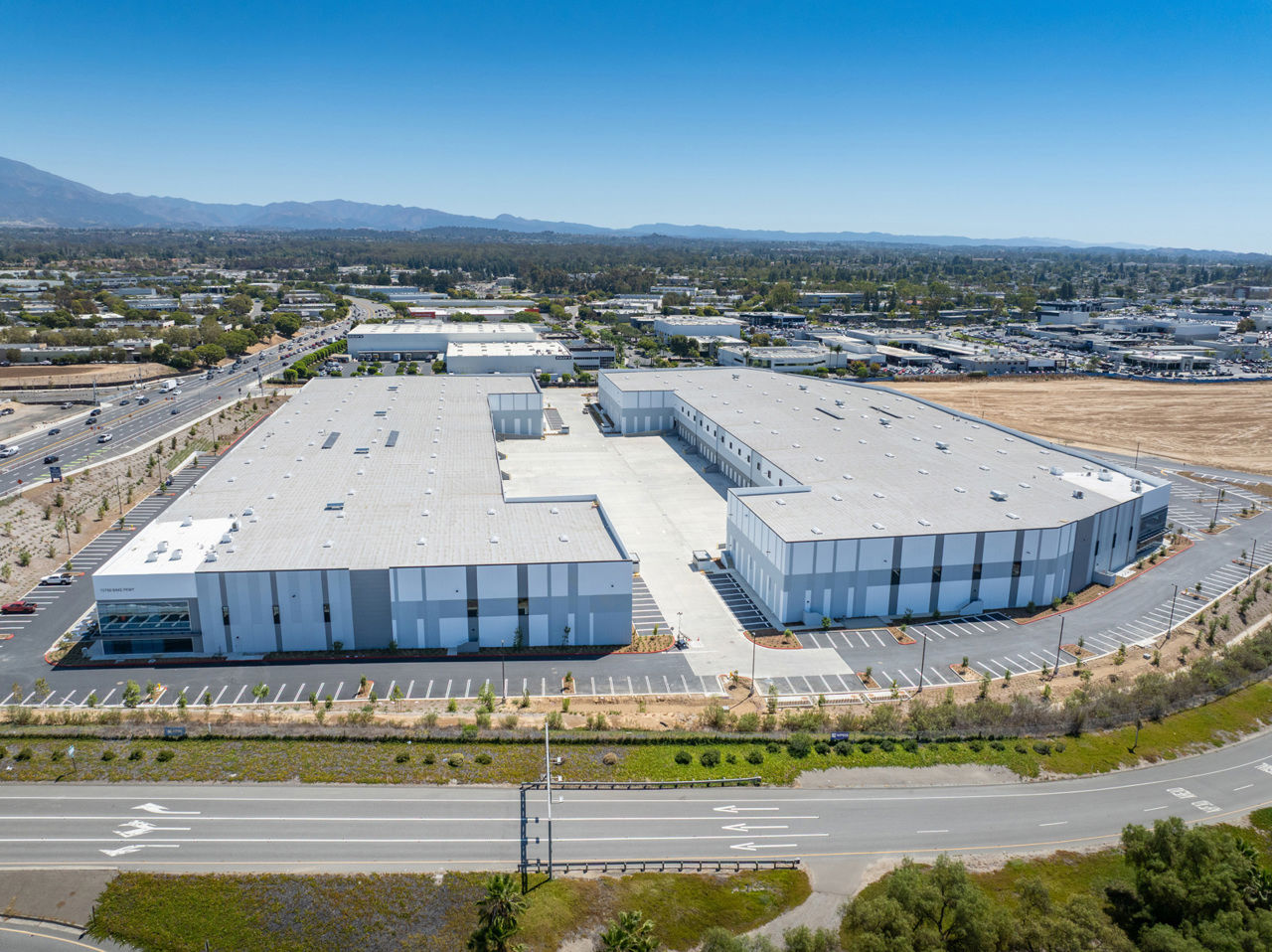 Bake Freeway Business Park, 15700 Bake Parkway, Irvine, CA, 92618