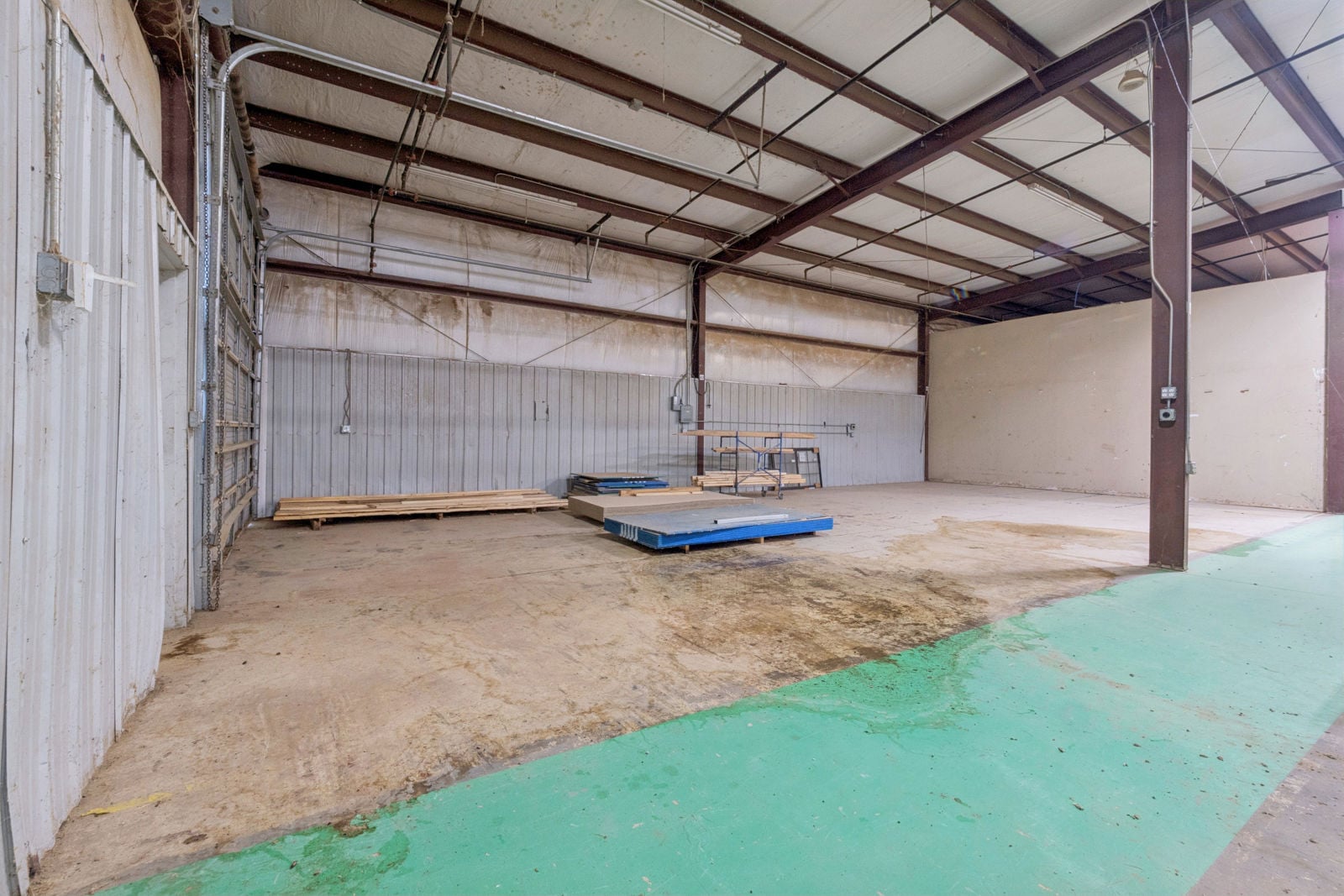 10-145_4355 S Harvey Norman