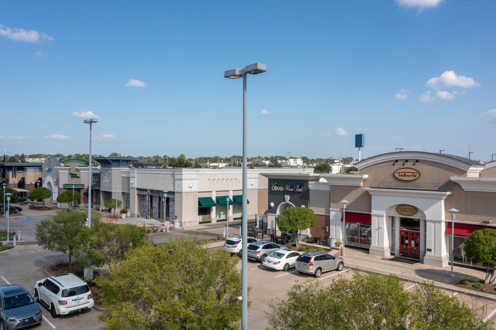 Shoppes at Bellemead