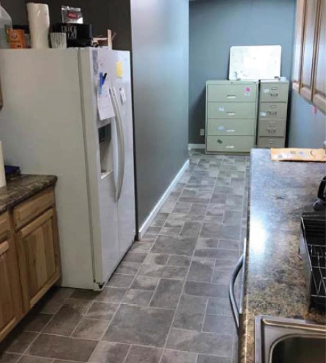 Eagle's Nest Self Storage - 405 SELF-STORAGE UNITS  3700 Adams Street - Image 9