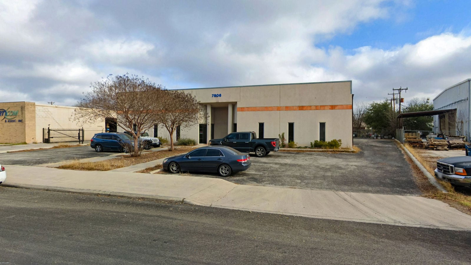 7806 Fortune Dr - IMG 02