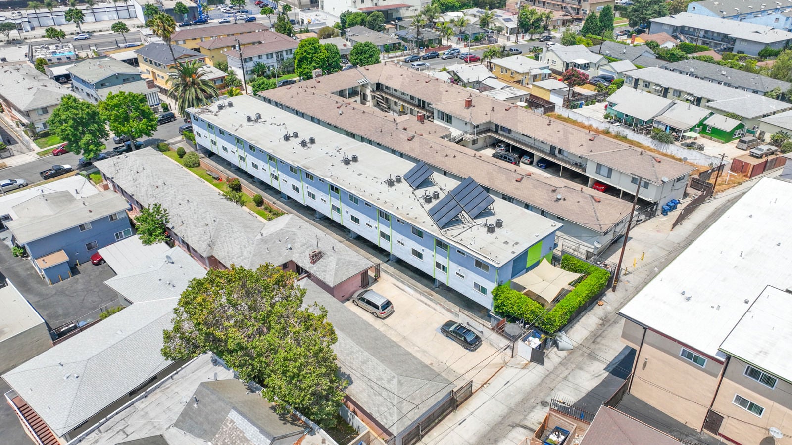 JUST REDUCED $200,000. Bring Offers. 720 North Market Street - Image 7