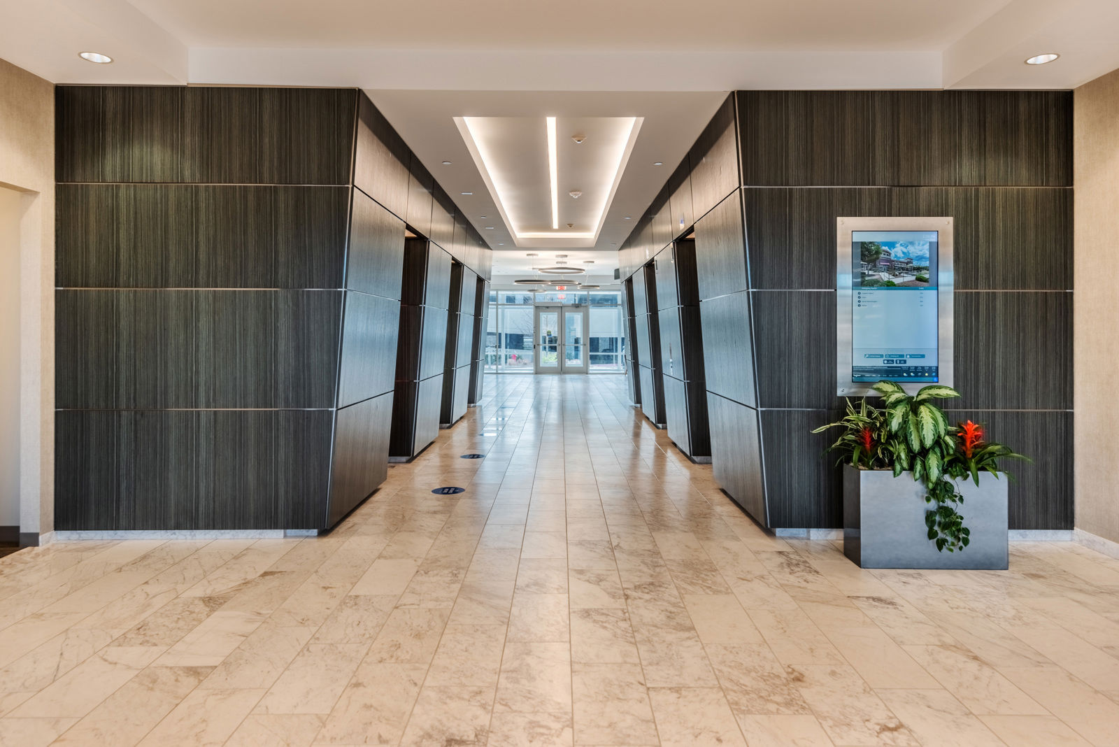 1010-sync-int-8488-(ZF-7640-43339-1-047)