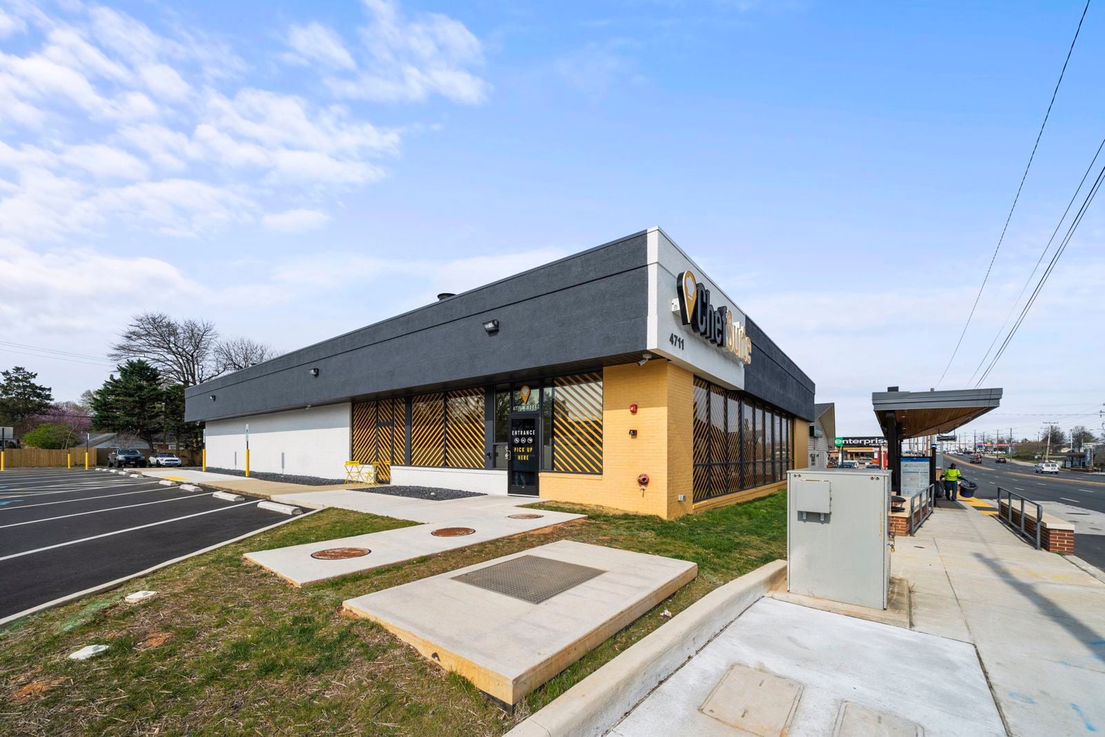 Chef Suite 4711 West Broad Street - Image 9