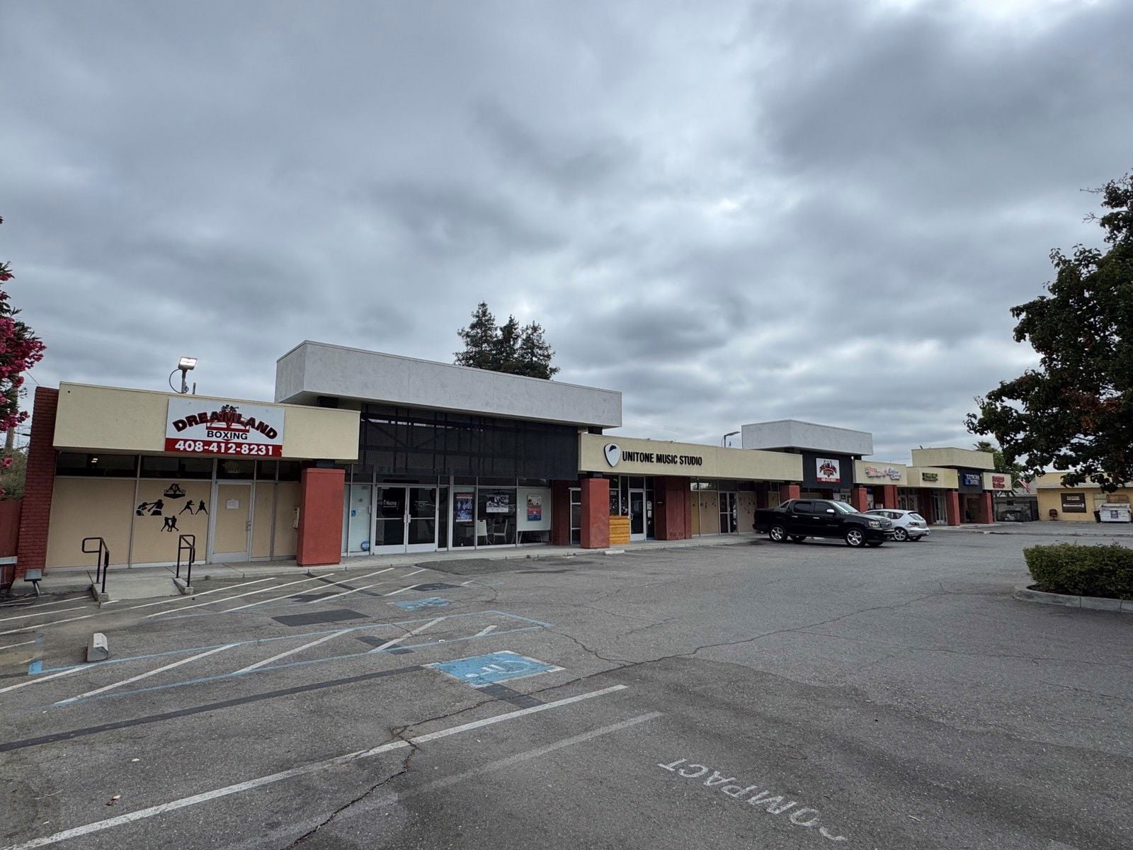 2047-2059 Woodard Road - Image 1