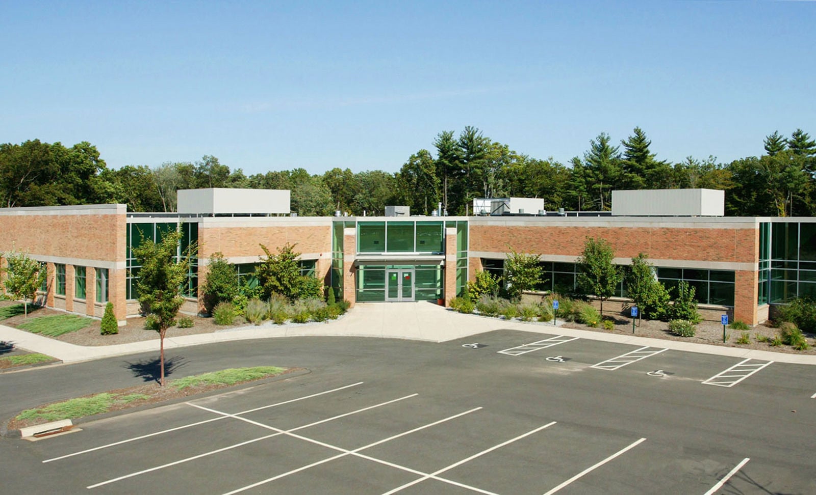 21 Griffin Road N - Exterior