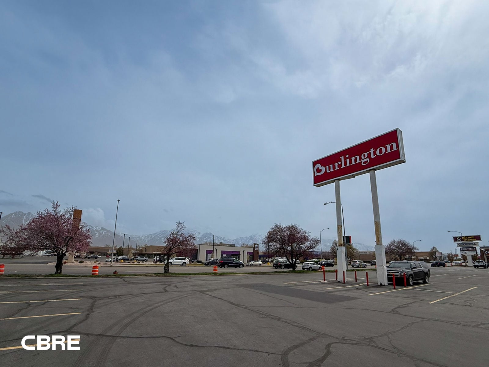 Image_SM_UT_Murray_5976 S State Street-04