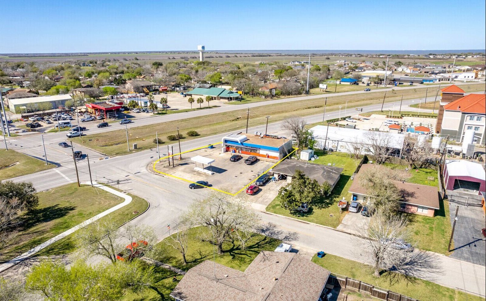 312 Travis Street - Image 1