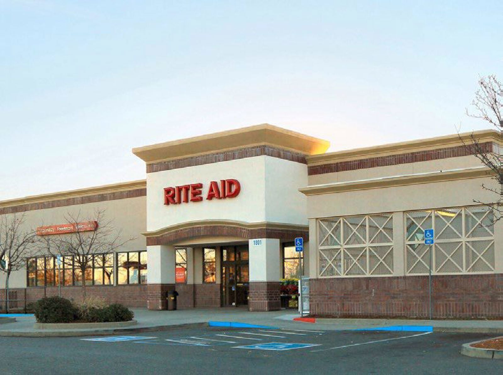 1801_Eureka_Way_FINAL