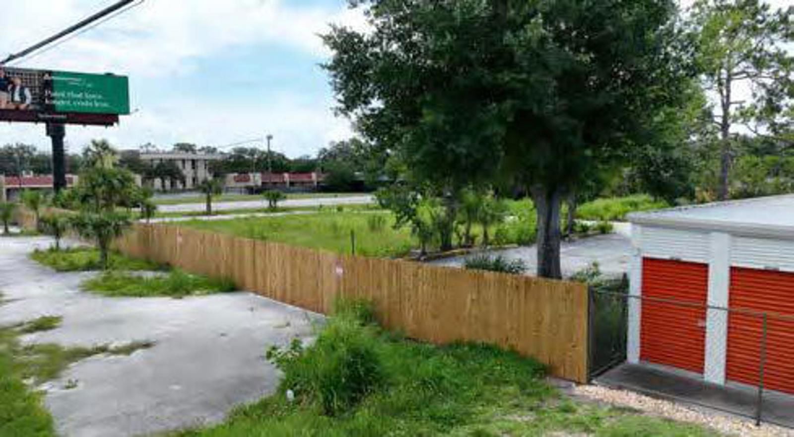 3rd photo_Holiday, FL