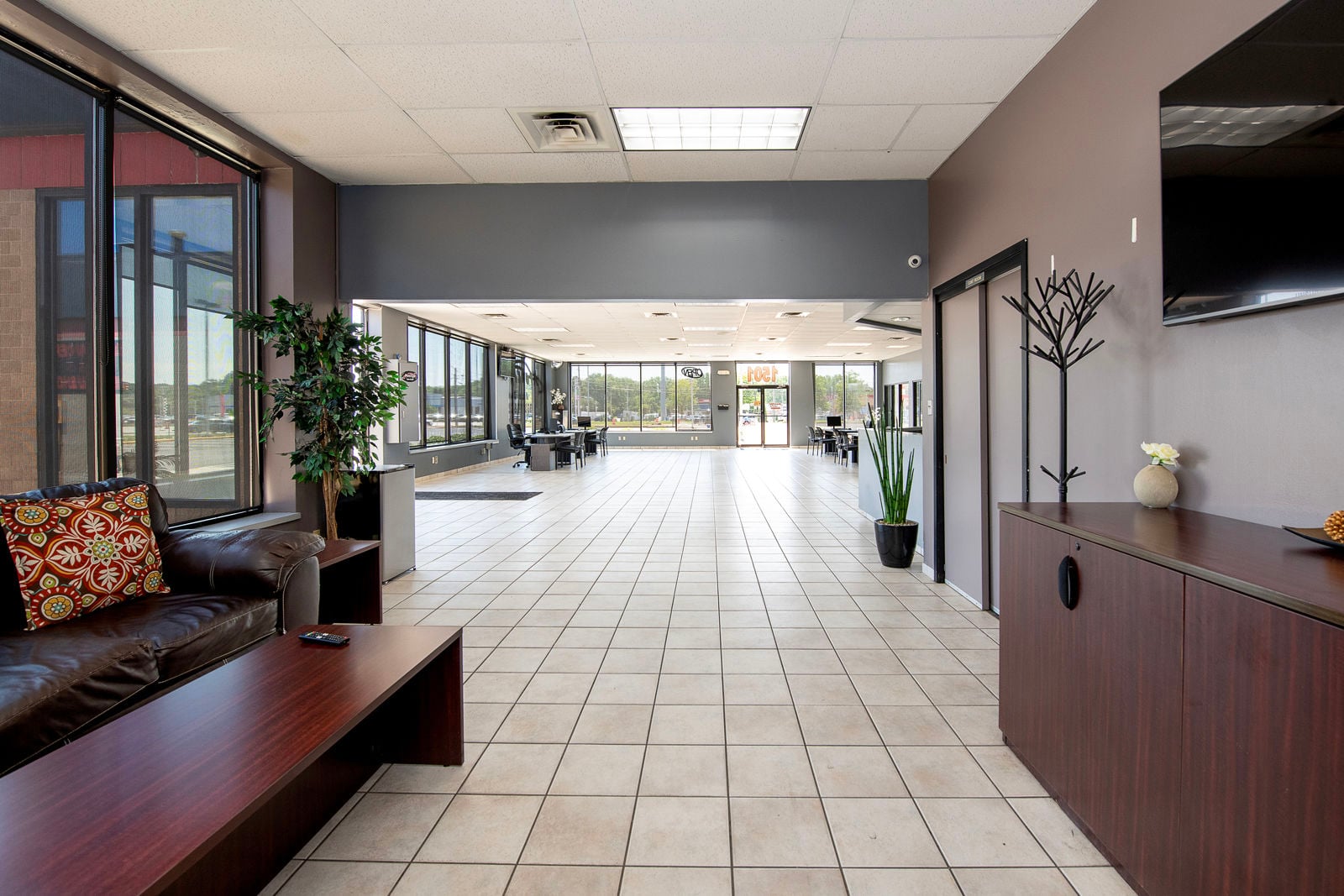 ±16,750 SF Freestanding Former Car Dealership on 4.65 AC 1501 Vernon Odom Boulevard - Image 10