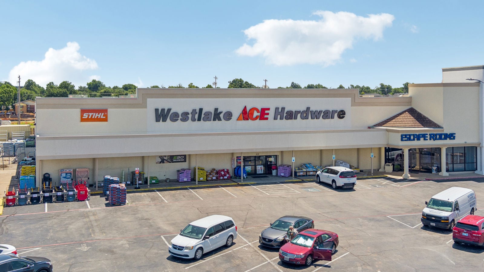 02-105_116 N Airport Depot Blvd