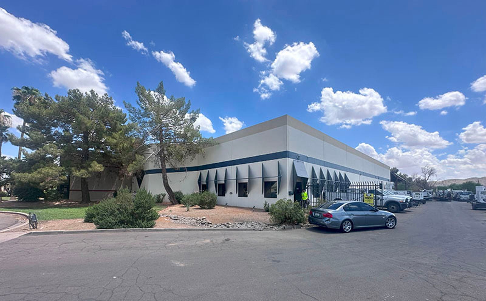 3601 E Salle St CL photo