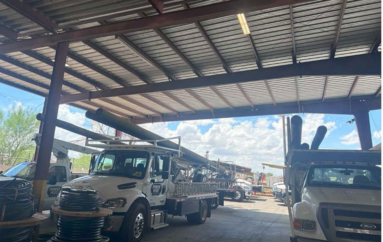 3601 E Salle St CL photo1 316px