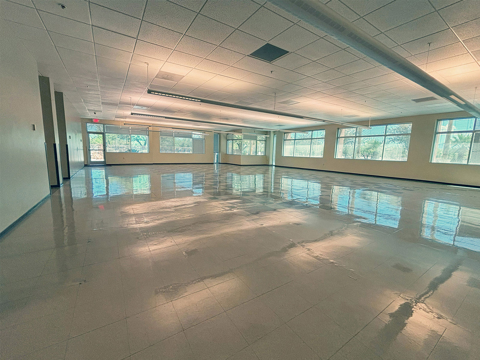 3535 E Valencia_Interior1