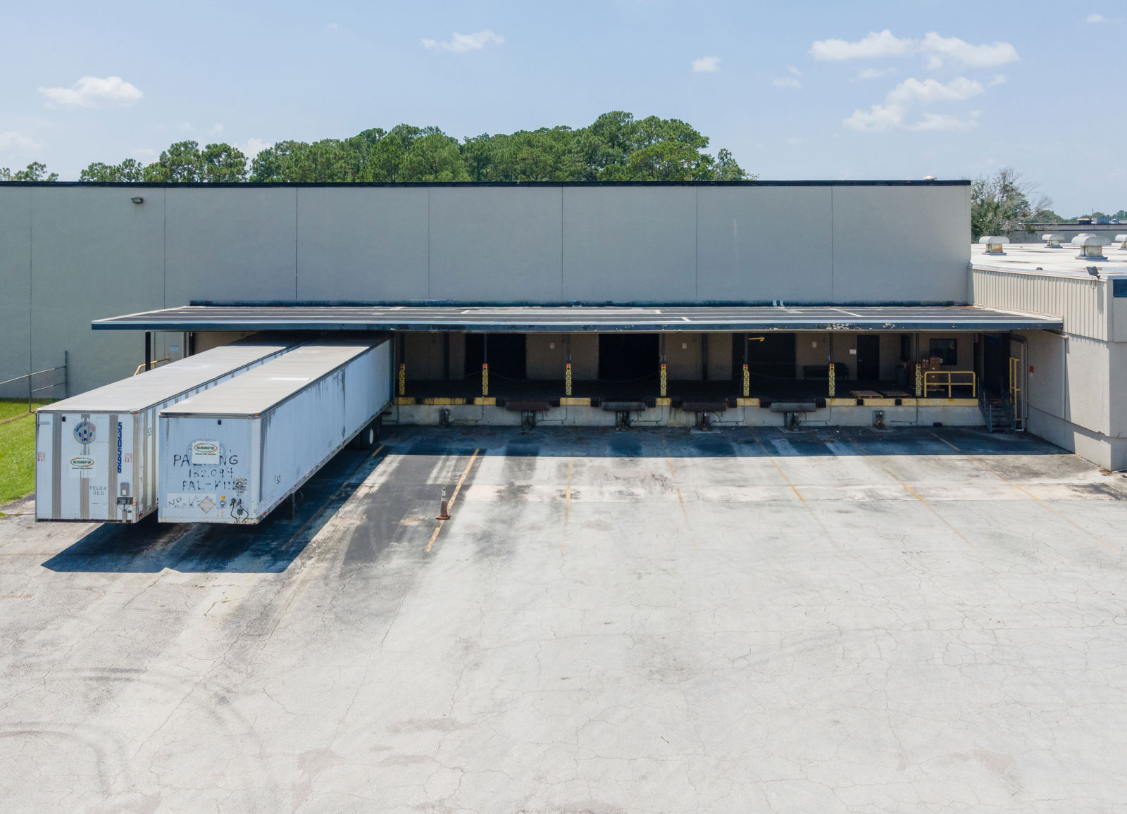 CBRE - 540 Beautyrest - Exteriors-0115