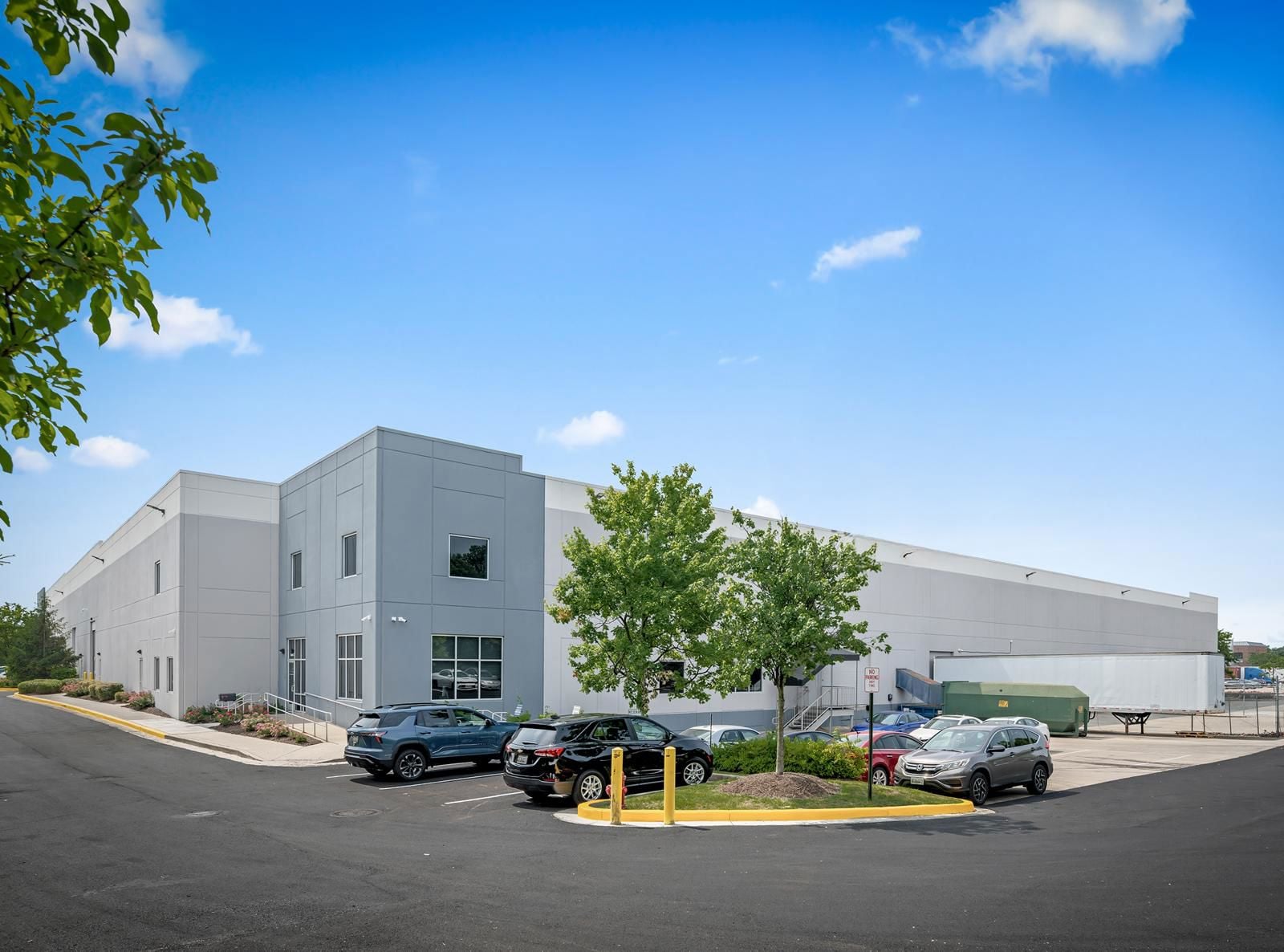 CBRE_7458_Candlewood_Rd_025 PS front