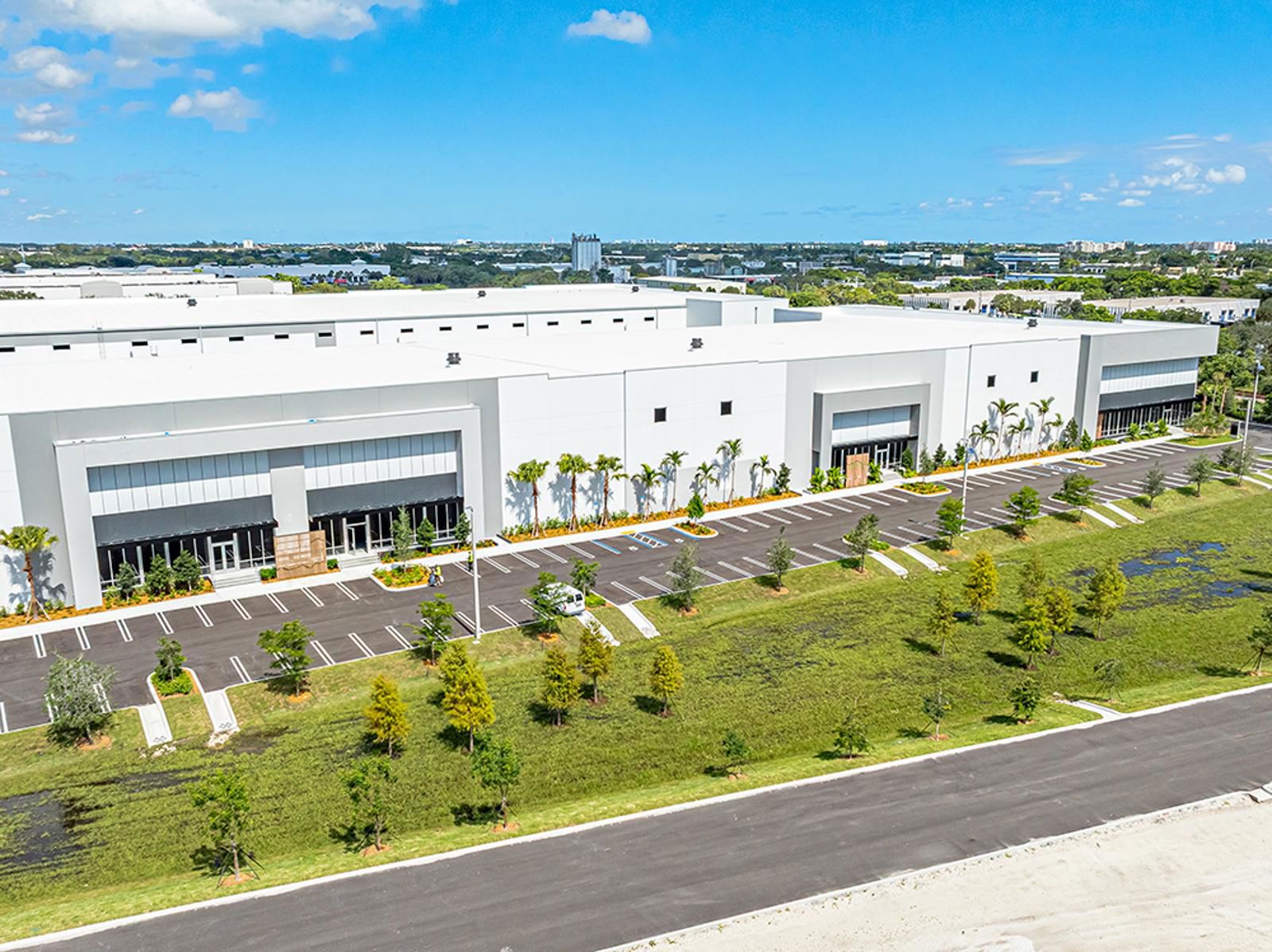 Aerial_B4-RaceTrackLogistics_S3_3