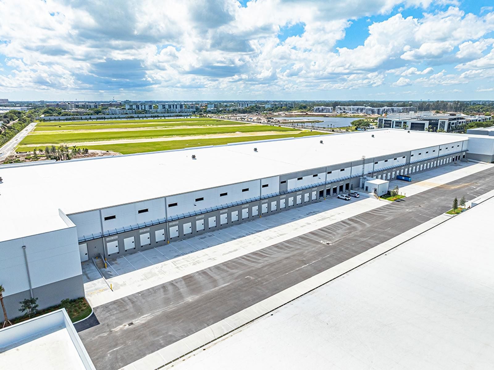 Aerial_B4-RaceTrackLogistics_S3_6