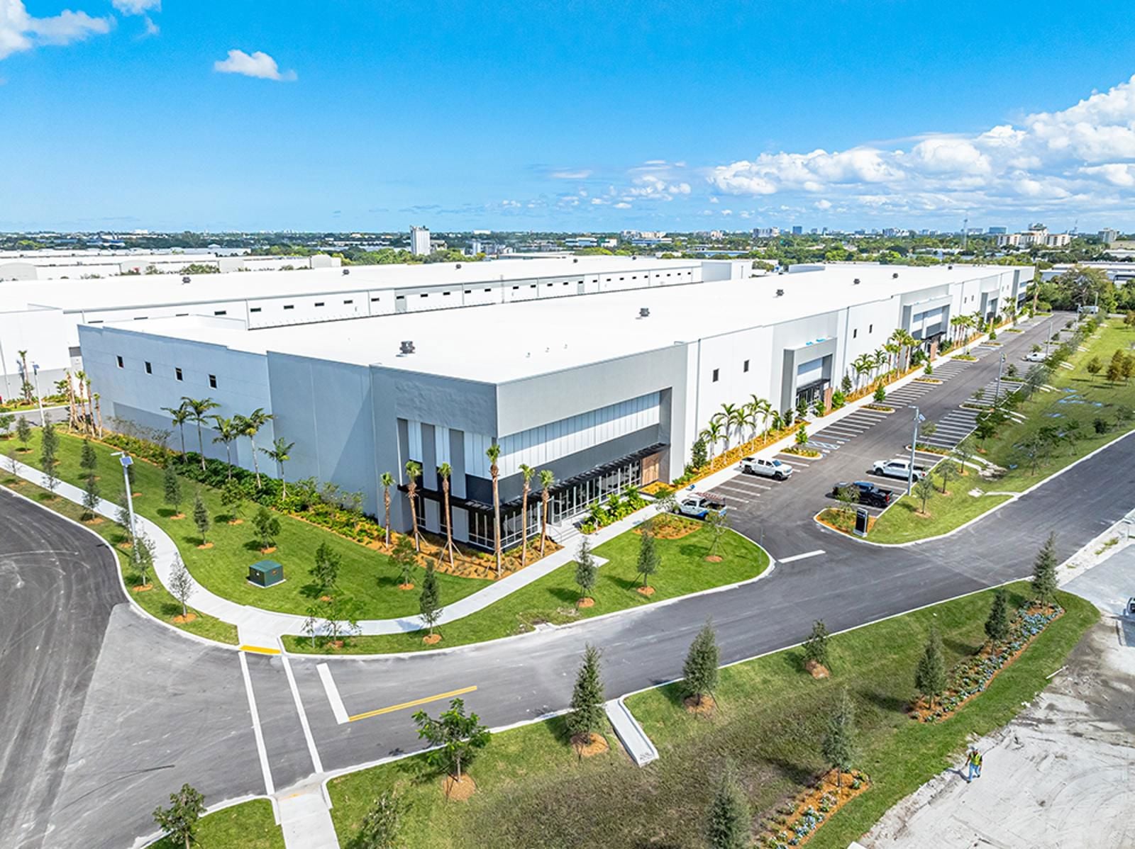 Aerial_B4-RaceTrackLogistics_S3_1