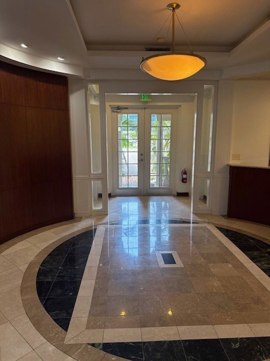 Lobby_2