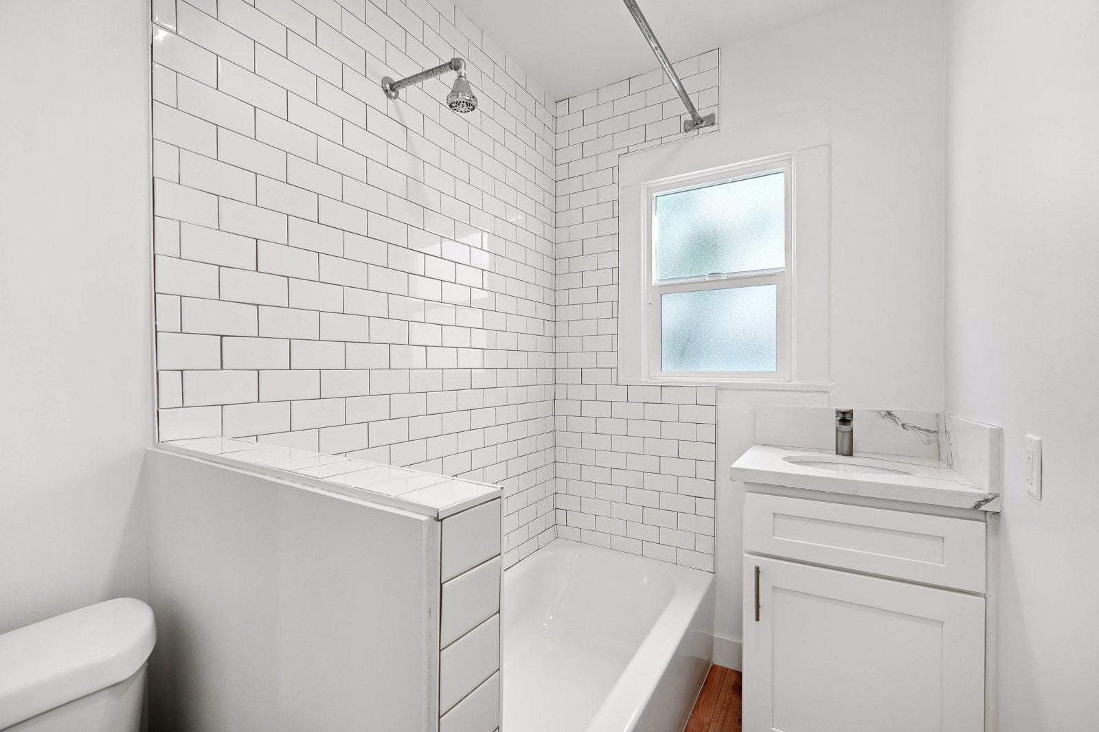 530 Idaho Avenue-18 USED