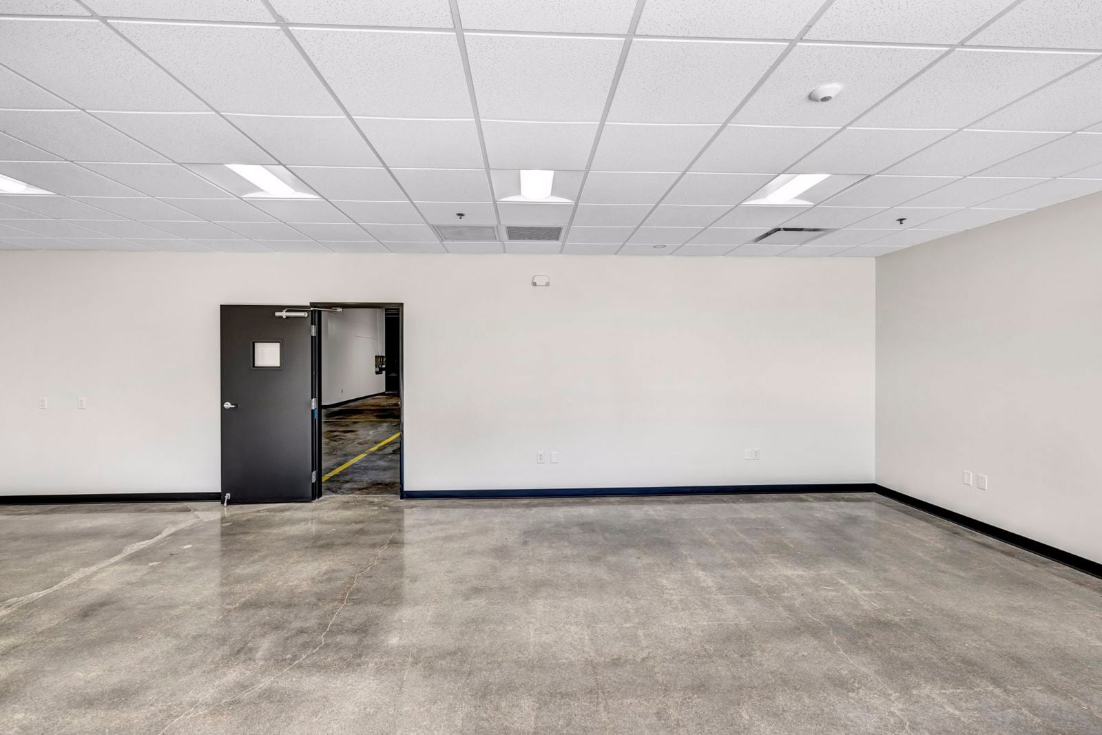 4806 Commercial Park - 22