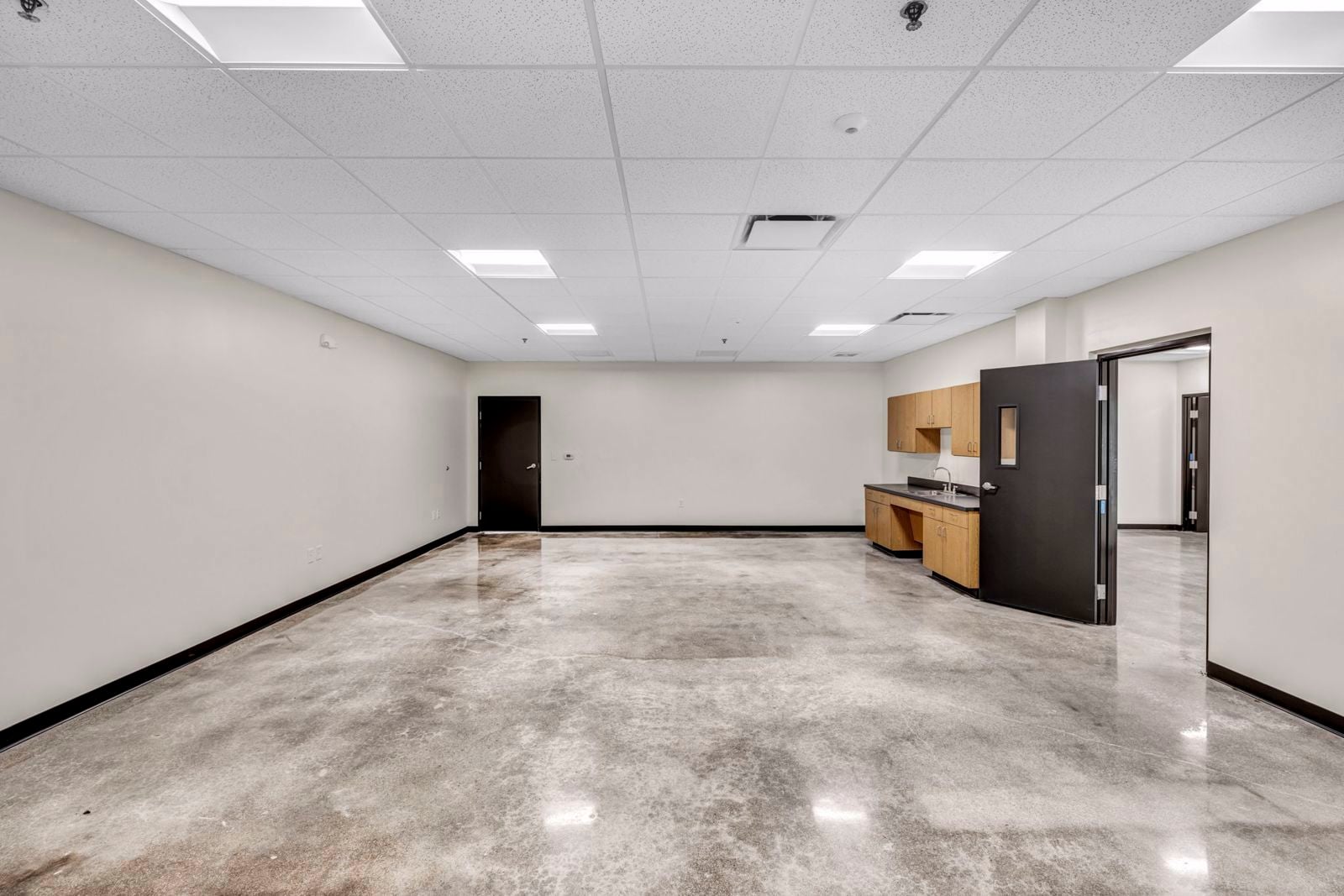 4806 Commercial Park - 25