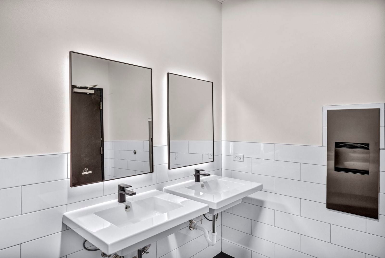 4806 Commercial Park - 31