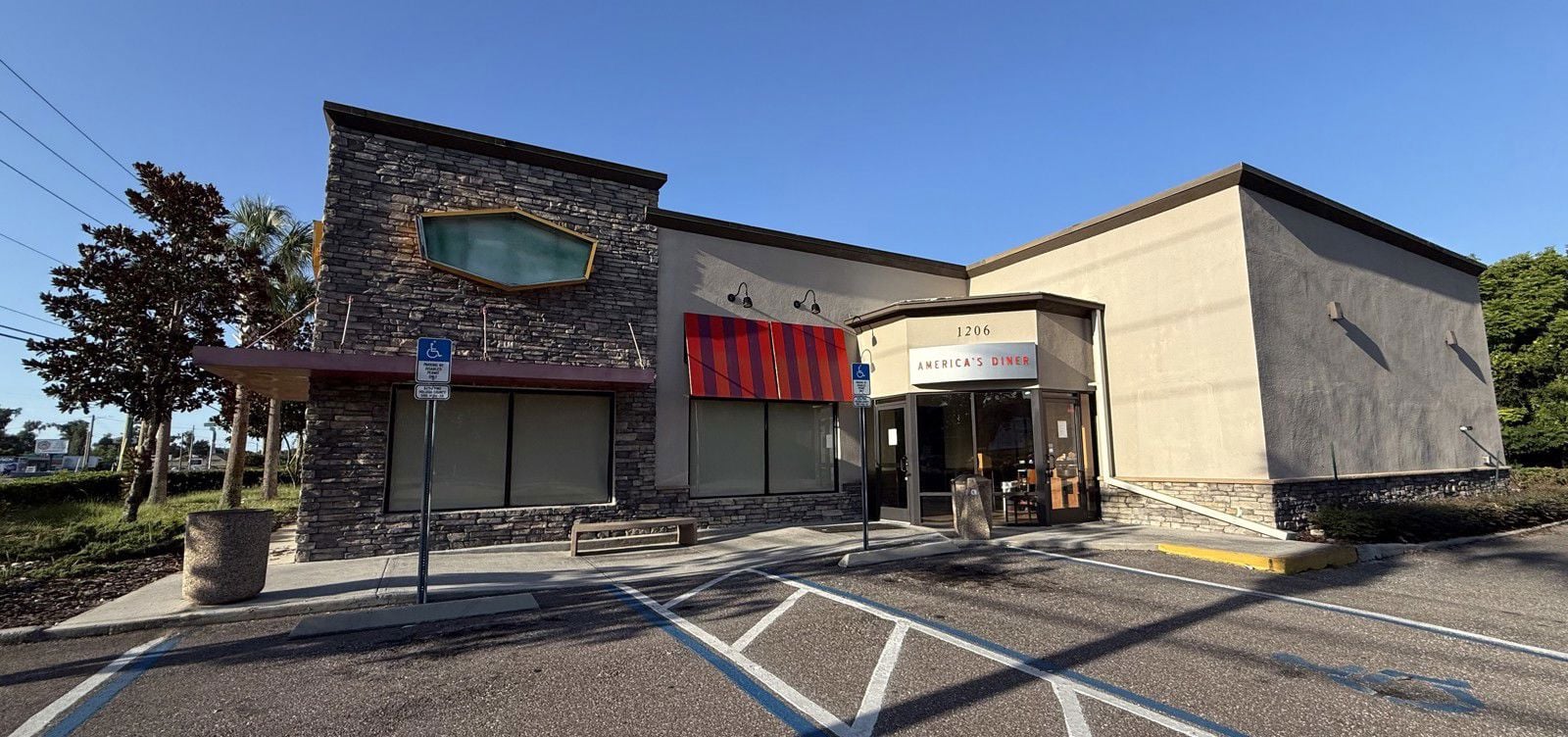 cover image - Deland Denny's