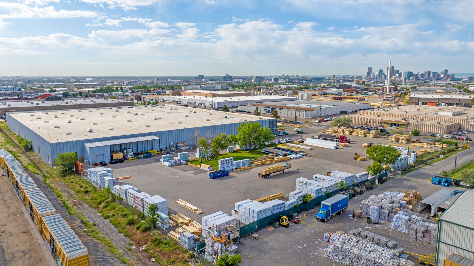 445 W 53rd Place Aerial 31