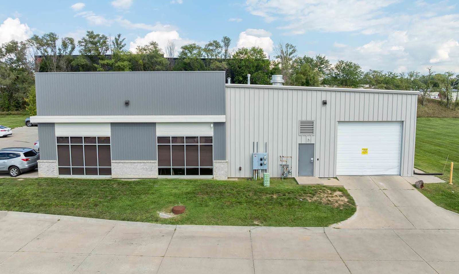 Industrial/Flex Building - Owner-User Opportunity 5825 F Street - Image 11