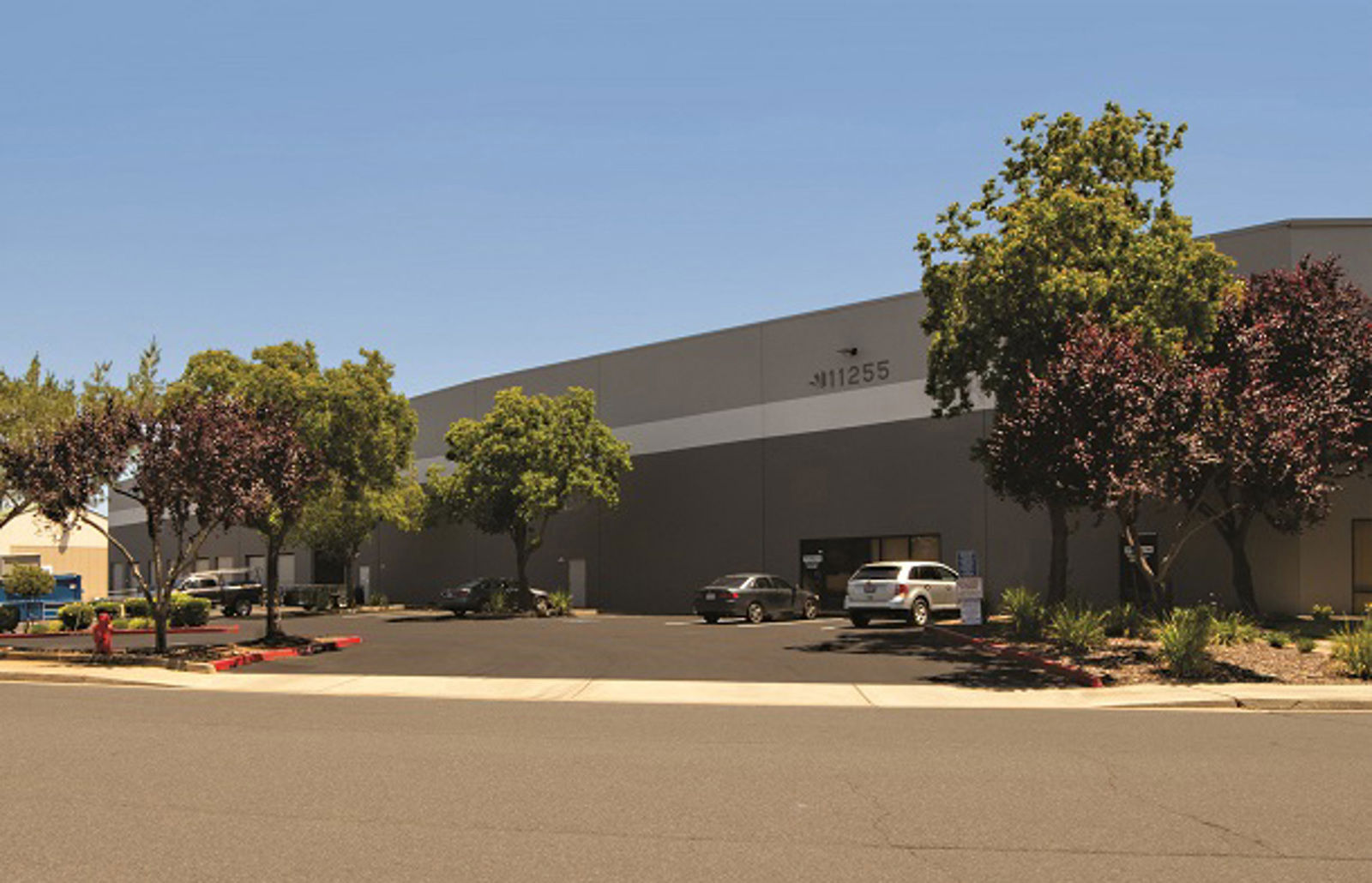 bldg pic cropped for CL