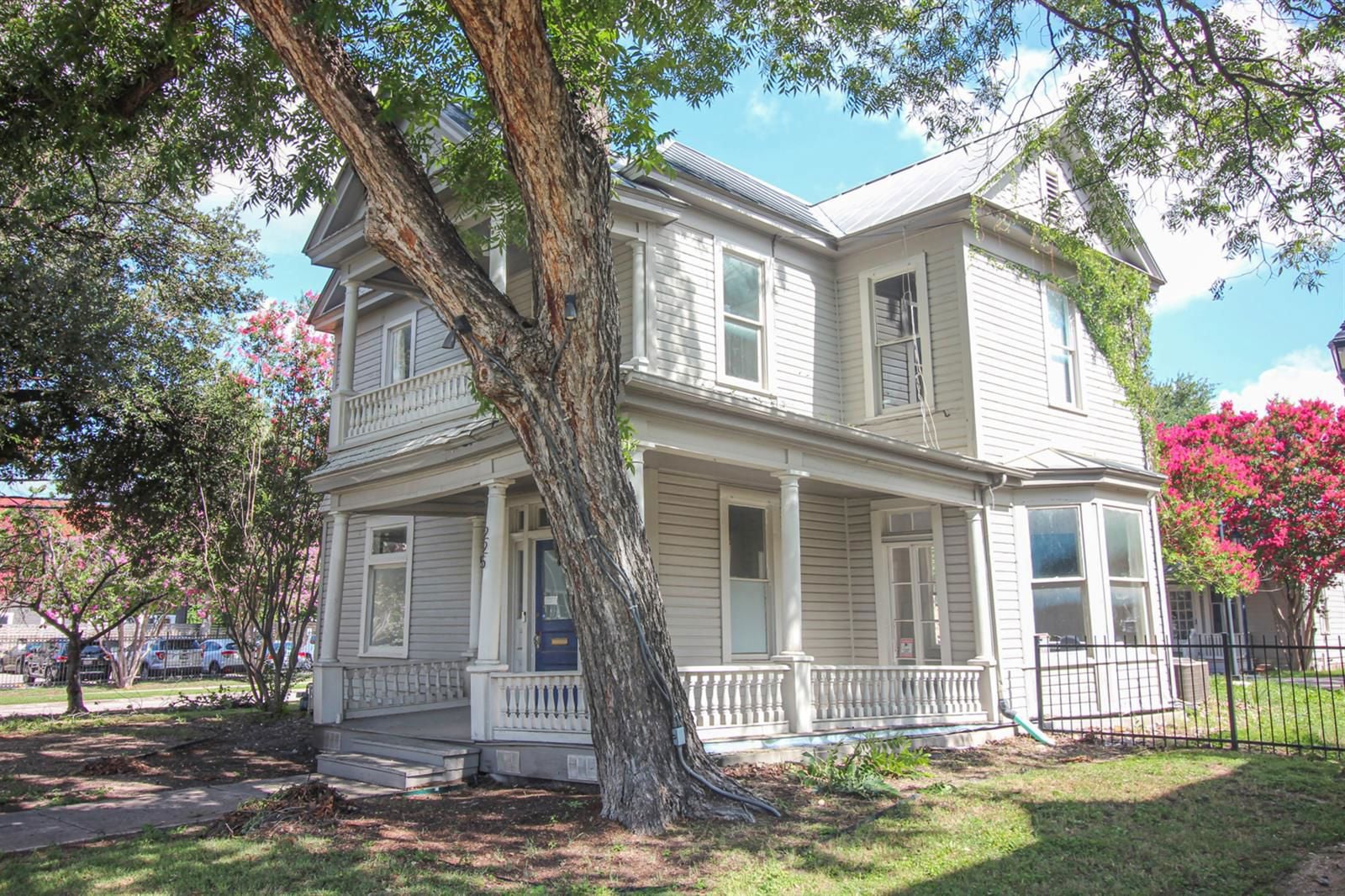 225 West Poplar Street - Image 2