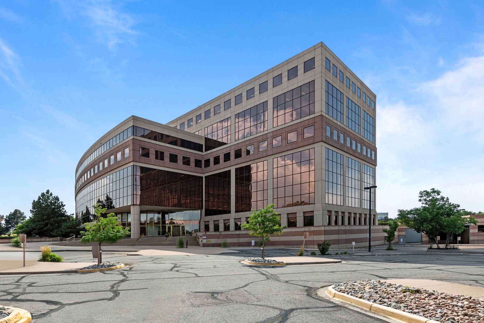 MuntzStudios-GAM_2056 (5)_KS edit