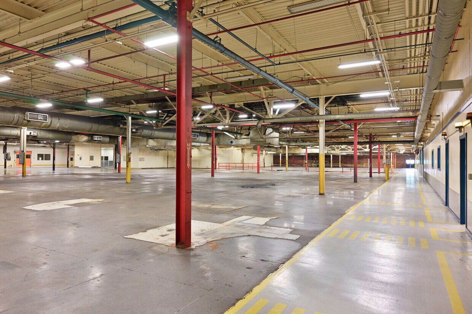 7500 U.S. 11W - Image 16