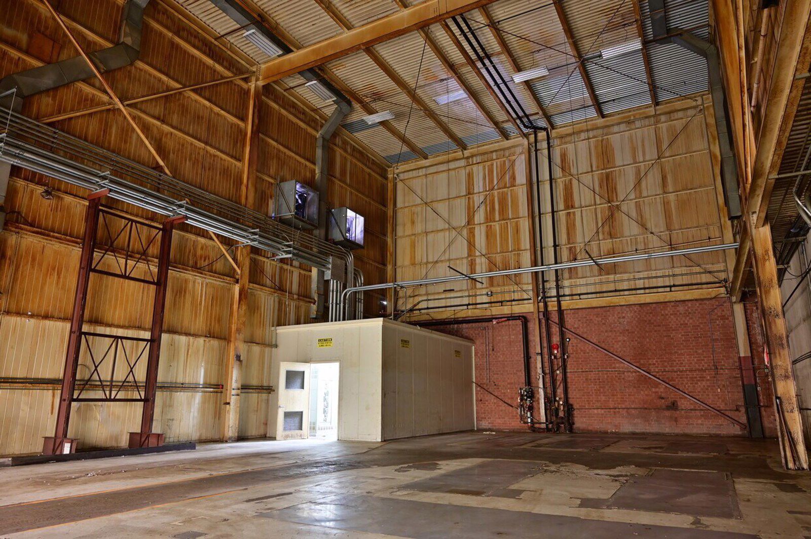 7500 U.S. 11W - Image 24