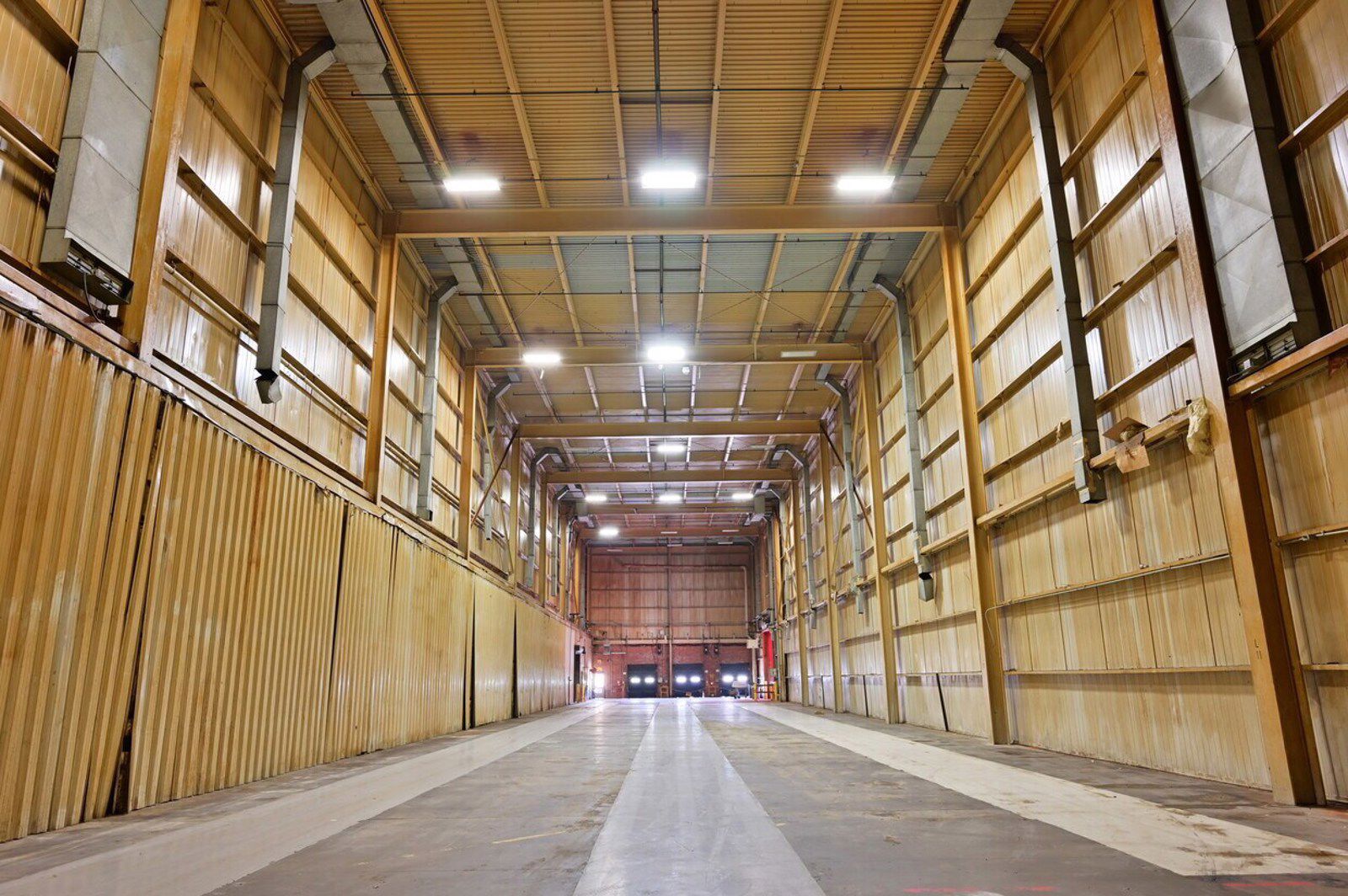 7500 U.S. 11W - Image 23