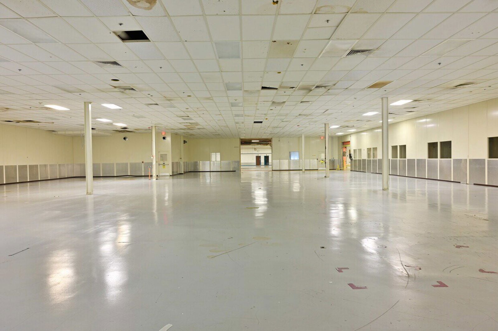 7500 U.S. 11W - Image 27