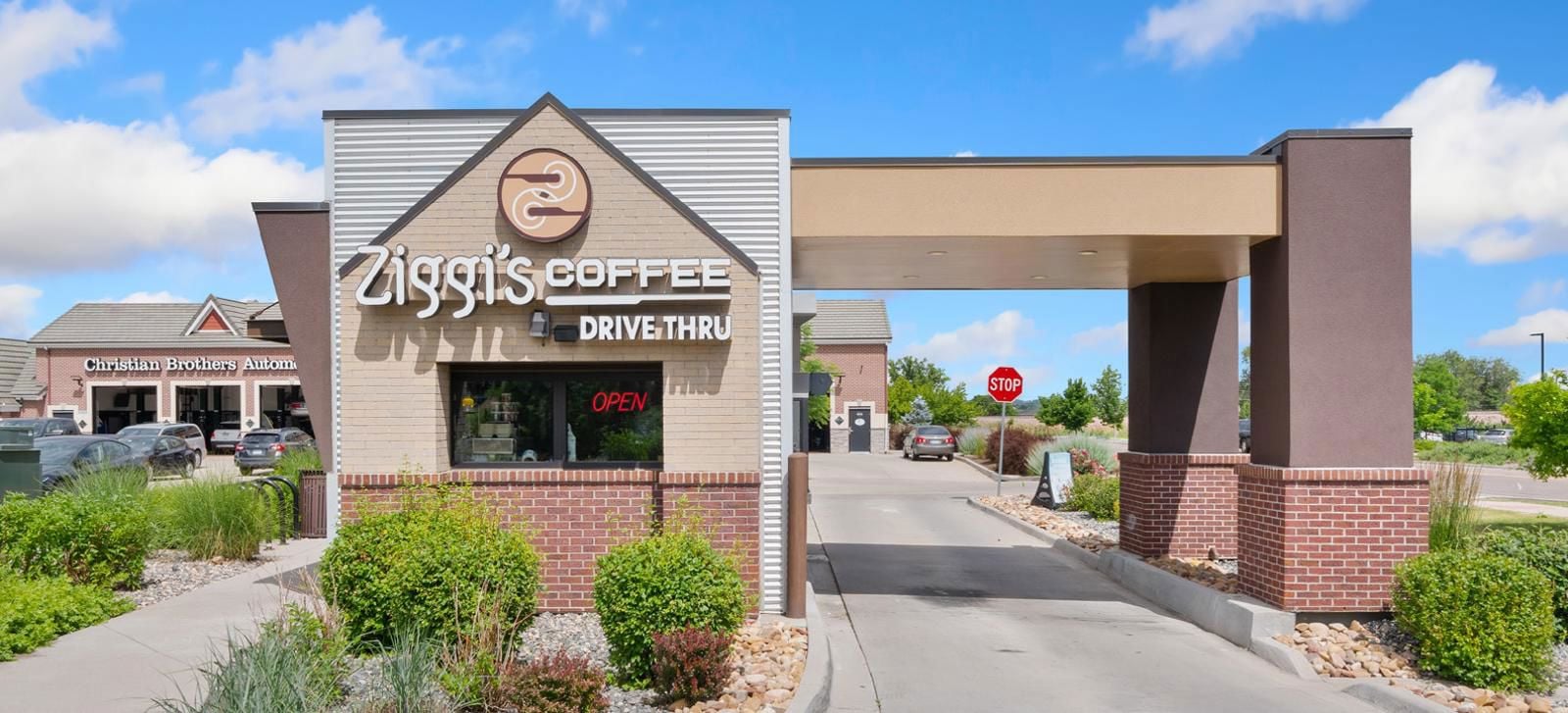 100th 8525 W Westminster Ziggis (002)