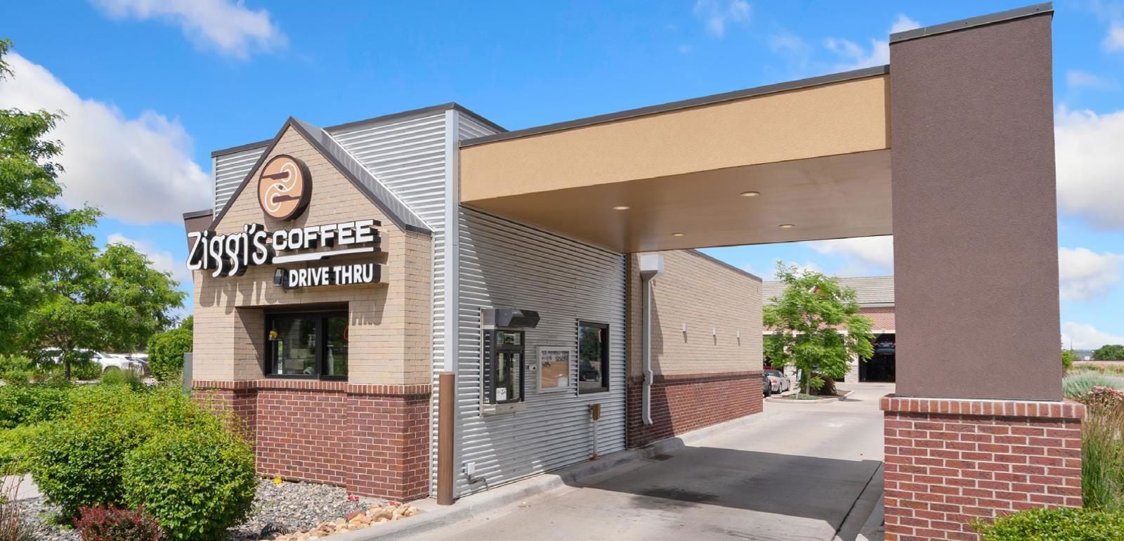 100th 8525 W Westminster Ziggis (001)