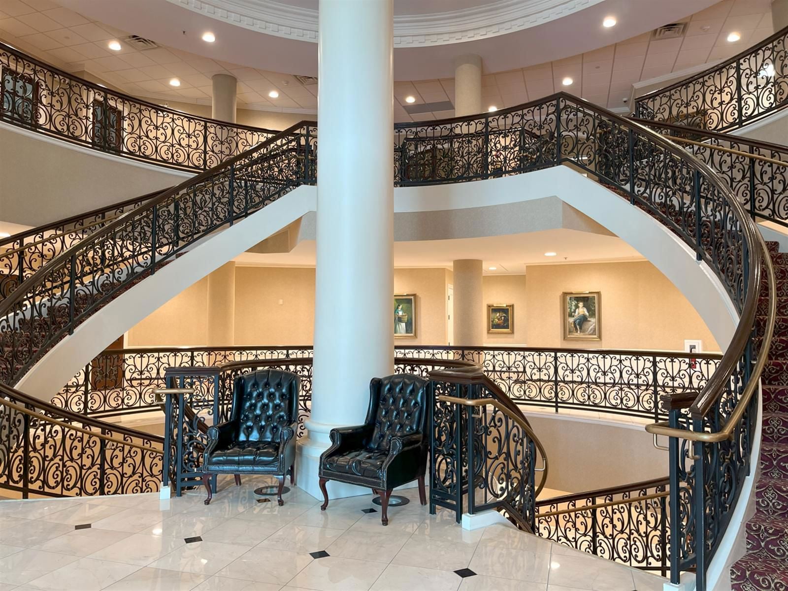 4225 N PW Rd - Lobby 1