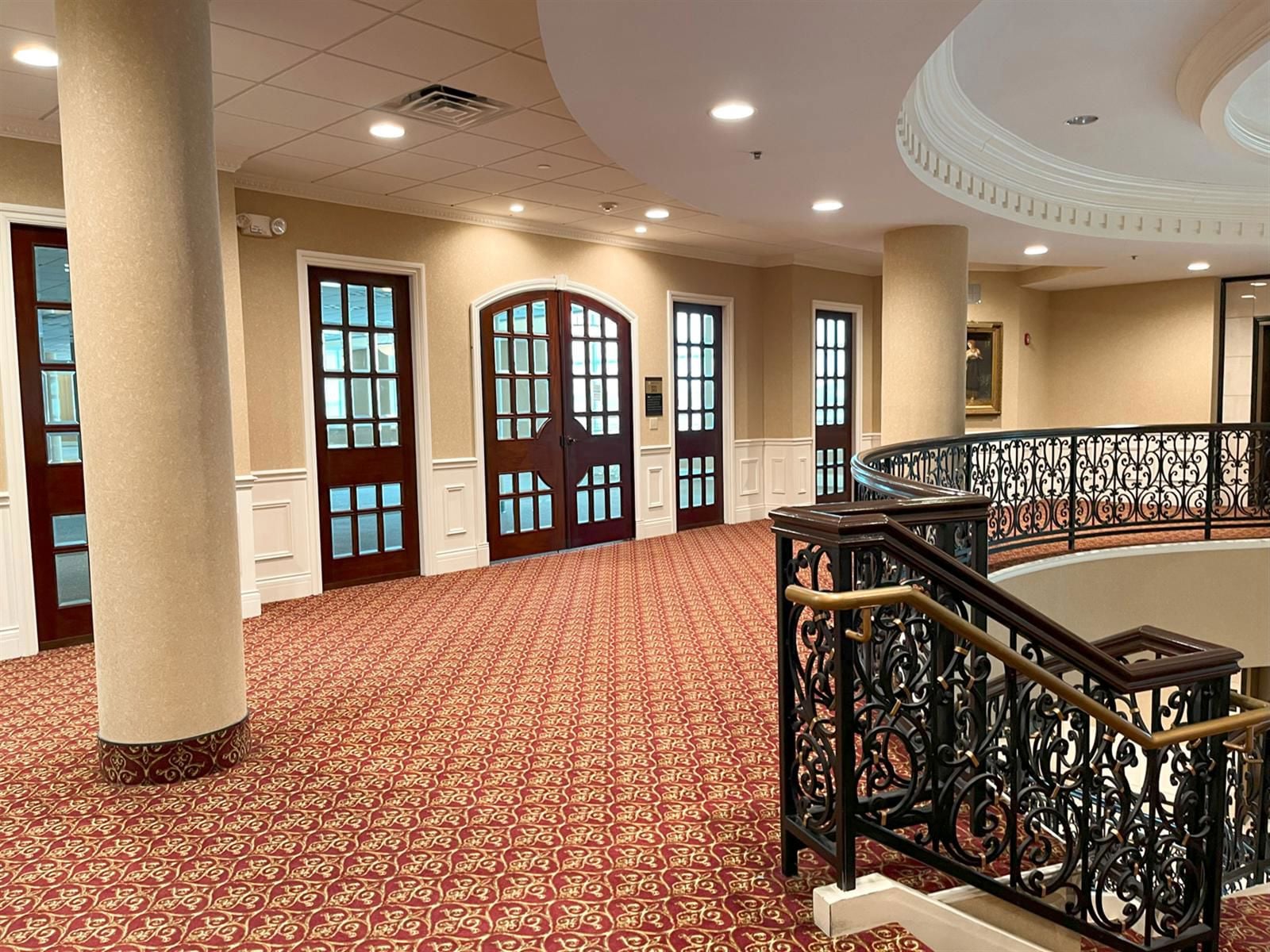 4225 N PW Rd - Lobby 6